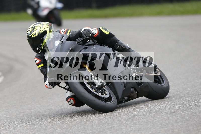 Archiv-2025/36 27.07.2025 PROMAX  ADR/Gruppe rot/unklar